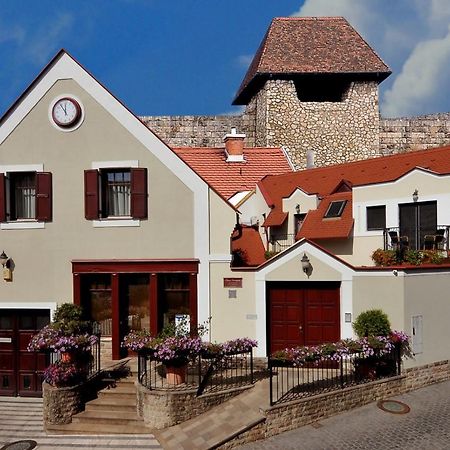 Bed and Breakfast Patria Panzio Эгер Экстерьер фото